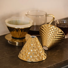 Načítať obrázok do zobrazovača galérie, Loveramics Brewers Dripper Set Gold špeciálna edícia/Set dripperov