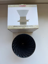 Načítať obrázok do zobrazovača galérie, Hario Immersion Switch Dripper V60-02 keramický čierny+ filtre