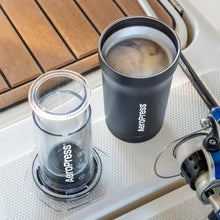 Načítať obrázok do zobrazovača galérie, AeroPress Go Plus Coffee Maker/Kávovar čierny