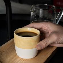 Načítať obrázok do zobrazovača galérie, Loveramics Dale Harris/Flat white šálka 150ml/Celadon green