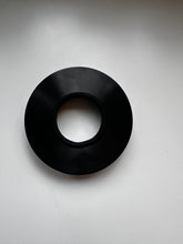 Načítať obrázok do zobrazovača galérie, Loveramics Brewers Dripper stand/Stojan na dripper čierny matte v zľave