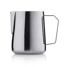 Načítať obrázok do zobrazovača galérie, Barista & Co Pro konvička na mlieko 400ml a 620ml