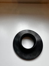 Načítať obrázok do zobrazovača galérie, Loveramics Brewers Dripper stand/Stojan na dripper čierny matte v zľave