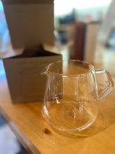 Načítať obrázok do zobrazovača galérie, Kinto Slow coffee style/Sklenený dekanter/Rôzne objemy