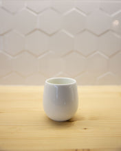 Načítať obrázok do zobrazovača galérie, Origami Barrel Flavor Cup/Porcelánový hrnček/210 ml