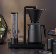 Načítať obrázok do zobrazovača galérie, Wilfa CM9B-T125 batchbrewer/ Kávovar na filtrovanú kávu čierny 1.25 L