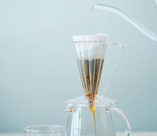 Načítať obrázok do zobrazovača galérie, Cafec Flower Deep 27/Plastový dripper mini čierny a číry