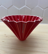 Načítať obrázok do zobrazovača galérie, Keramický dripper Origami S/Rôzne farby