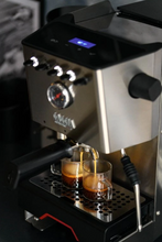 Načítať obrázok do zobrazovača galérie, Gaggia Classic GT/Nerezový pákový espresso kávovar