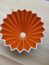 Načítať obrázok do zobrazovača galérie, Origami keramický dripper M/Rôzne farby