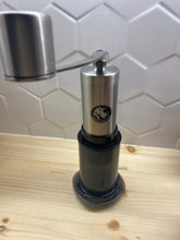 Načítať obrázok do zobrazovača galérie, Rhinowares Mini/Ručný mlynček s adaptérom