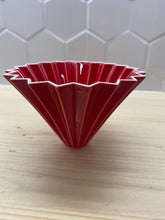 Načítať obrázok do zobrazovača galérie, Origami keramický dripper M/Rôzne farby