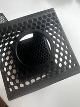 Načítať obrázok do zobrazovača galérie, Čierny 3D stojan na prípravu Hario V60
