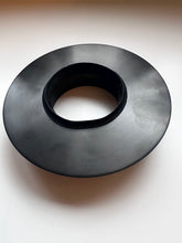 Načítať obrázok do zobrazovača galérie, Loveramics Brewers Dripper stand/Stojan na dripper čierny matte v zľave
