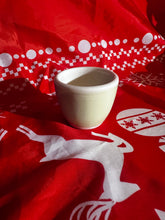 Načítať obrázok do zobrazovača galérie, HUBERAMICS Keramická šálka na kávu 80ml/Zelenkavá/Výstavný kus v zľave
