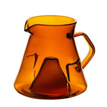 Načítať obrázok do zobrazovača galérie, Icosa Wave Cyclone decanter 400 ml a 550ml jantárová/CYCLONE  SENSORY CARAFE Autumn Amber
