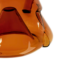 Načítať obrázok do zobrazovača galérie, Icosa Wave Cyclone decanter 400 ml a 550ml jantárová/CYCLONE  SENSORY CARAFE Autumn Amber
