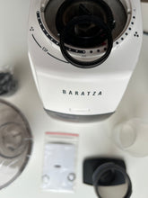 Načítať obrázok do zobrazovača galérie, Baratza Encore ESP/Elektrický mlynček na kávu čierny a biely
