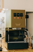 Načítať obrázok do zobrazovača galérie, Gaggia New Classic Evo/Pákový espresso kávovar/Rôzne farby
