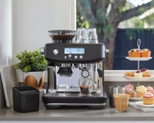 Načítať obrázok do zobrazovača galérie, Sage Barista Pro SES878BTR pákový espresso kávovar s mlynčekom matný čierny
