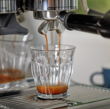 Načítať obrázok do zobrazovača galérie, Sage Barista Pro SES878BTR pákový espresso kávovar s mlynčekom matný čierny
