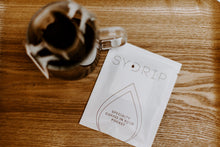 Načítať obrázok do zobrazovača galérie, CHRISTMAS EDITION COCONUT/6ks dripov v balení
