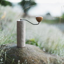 Načítať obrázok do zobrazovača galérie, Comandante X25 Trailmaster / rôžne farby
